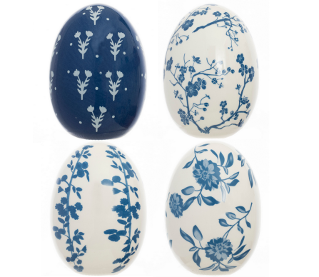 Stunning set of 4 porcelain eggs (blue and white)