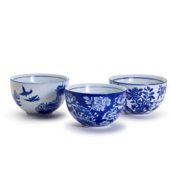 Fabulous small porcelain bowls  (3 designs)