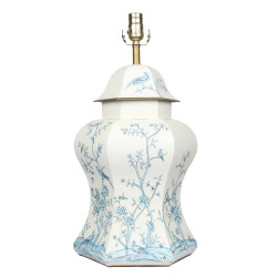 GORGEOUS IVORY/BLUE HEXAGON SCALLOPED LAMP 