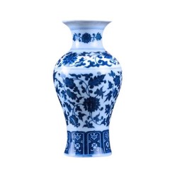 Wonderful small 6' bud vase #1