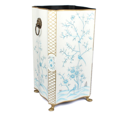 Elegant chinoiserie scalloped umbrellas stand in ivory/blue