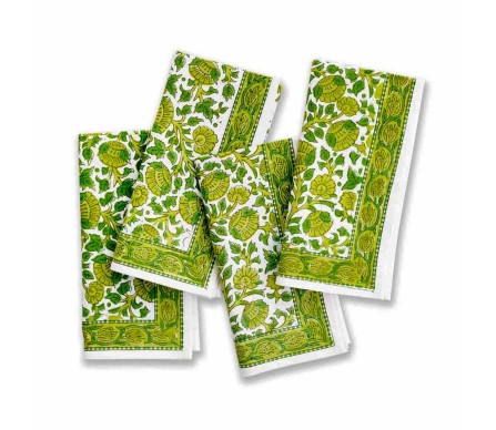 Beautiful new Green blossom napkins (set of 4)