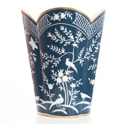 Gorgeous new navy/white chinoiserie scalloped wastepaper basket