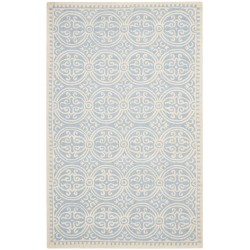 Beautiful ivory/pale blue all over pattern rug
