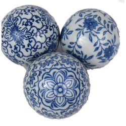 Fabulous blue/white porcelain balls (set of 3)