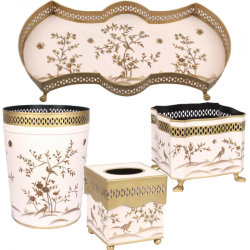 Fabulous four piece chinsoierie set in pale pink/gold